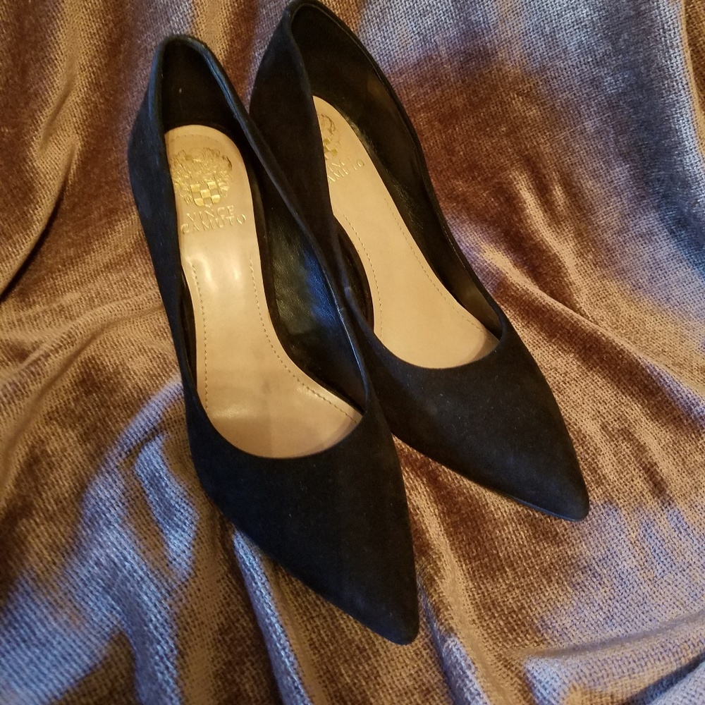 Vince Camuto Kain Black Suede Pumps